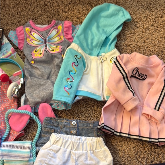 18in Doll Clothing and Accessories Set - Picture 4 of 4